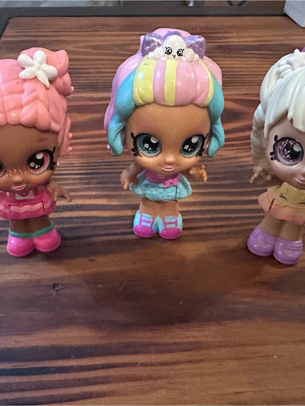 Kindi Kids Mini Dolls - Multicolor Hair Kids Bobblehead Toy